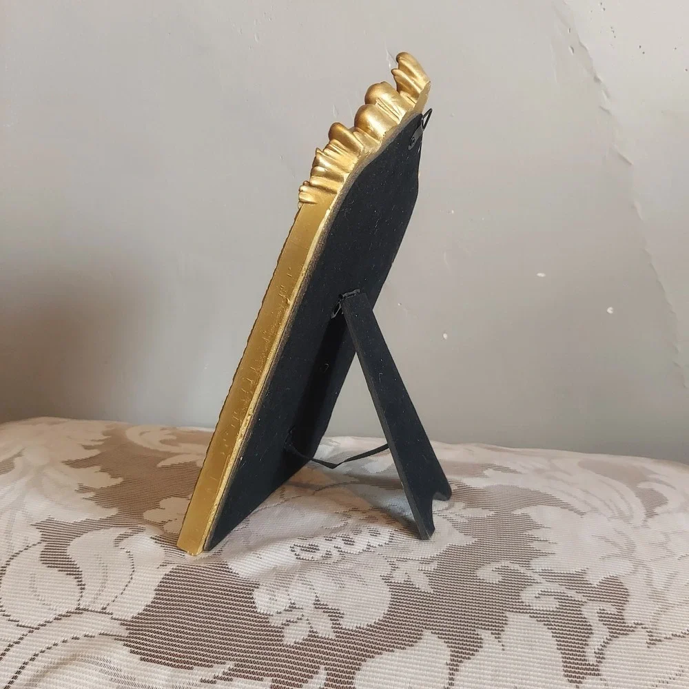 N/A ornate gold